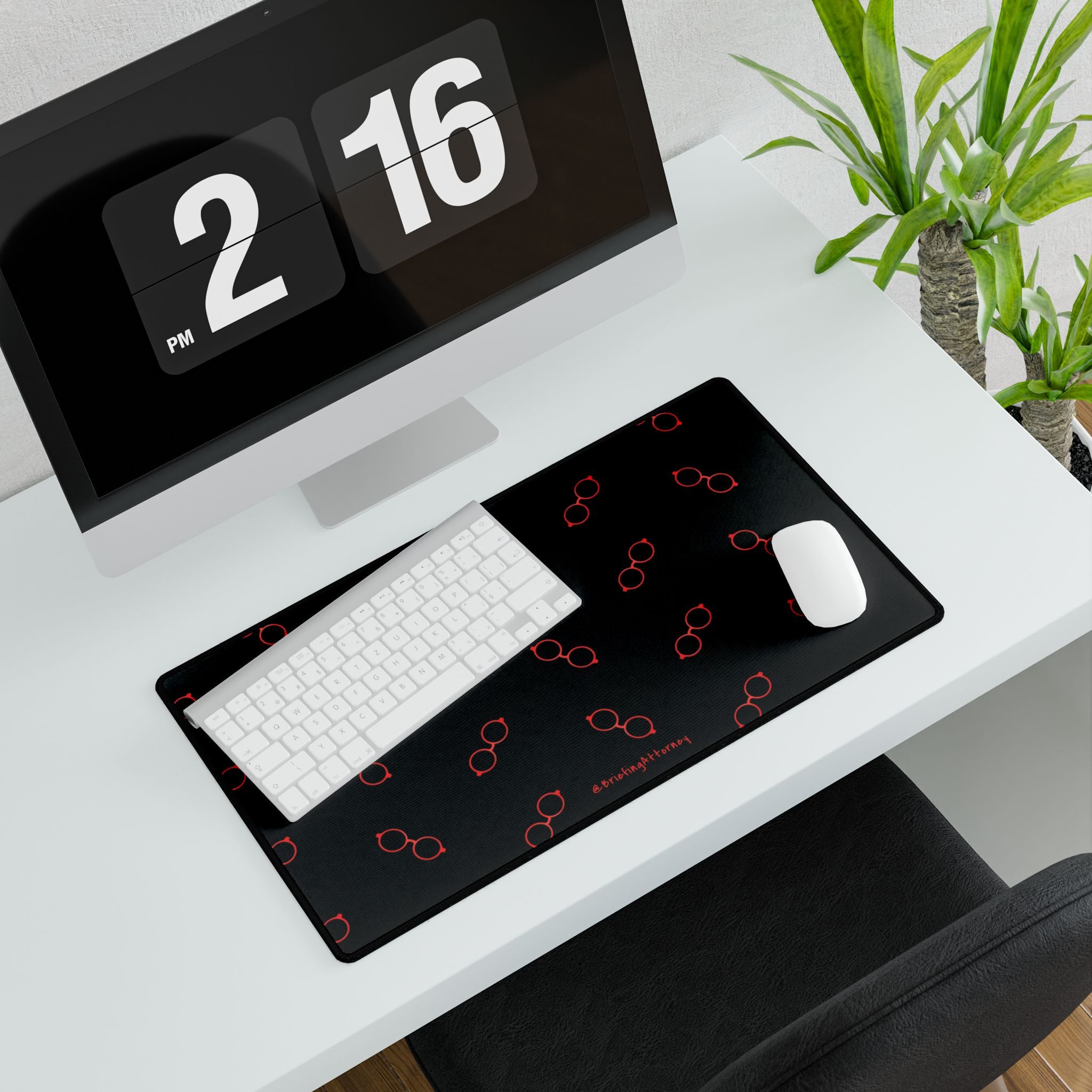 Briefing Attorney Desk Mat Black — Large Gaming/Office Mouse Pad